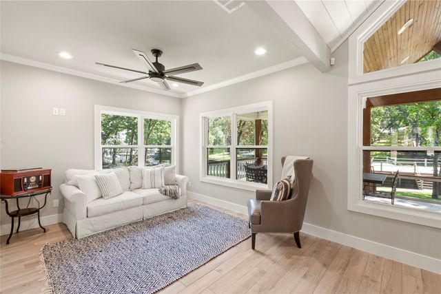 65 Hillcrest Drive, Tool, TX 75143