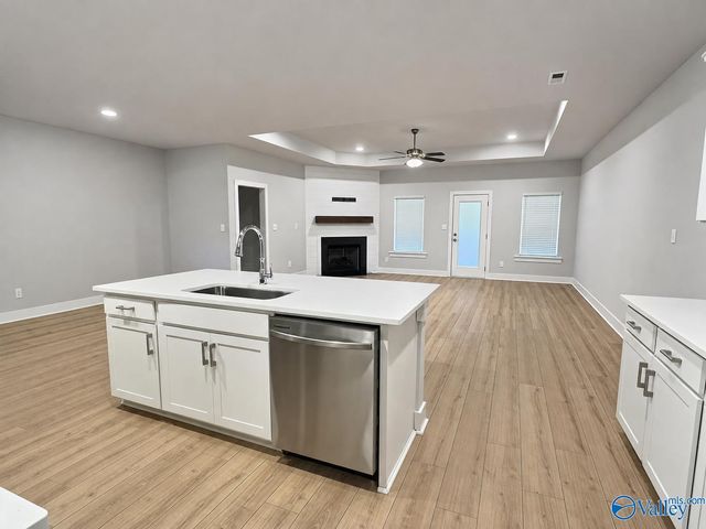 458 Raleigh Elm Drive, Huntsville, AL 35824