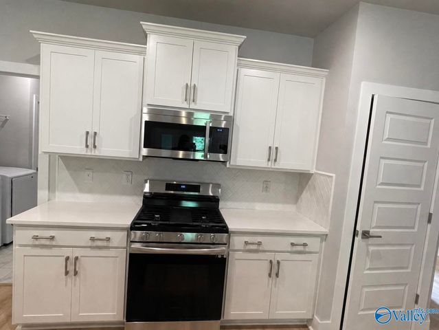 458 Raleigh Elm Drive, Huntsville, AL 35824