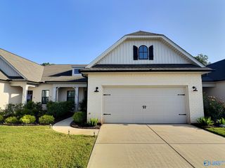458 Raleigh Elm Drive, Huntsville, AL 35824