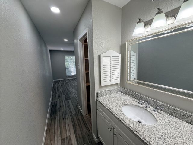 4845 Cedar Springs Road 170, Dallas, TX 75219