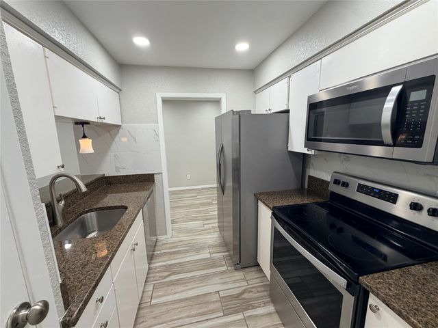 4845 Cedar Springs Road 170, Dallas, TX 75219
