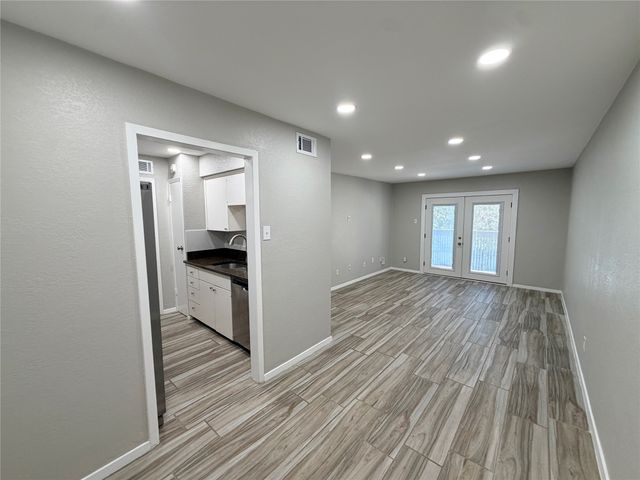 4845 Cedar Springs Road 170, Dallas, TX 75219