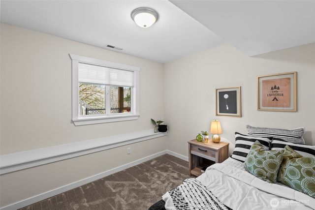 8711 92nd Street NW, Gig Harbor, WA 98332