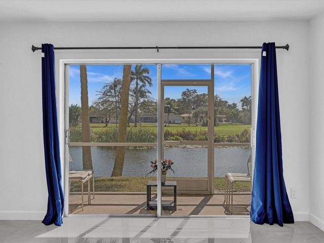 2451 SW 82nd Avenue 108, Davie, FL 33324