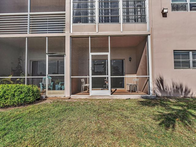 2451 SW 82nd Avenue 108, Davie, FL 33324