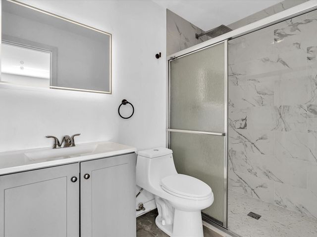 2451 SW 82nd Avenue 108, Davie, FL 33324