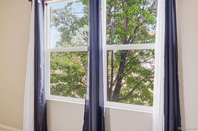 10598 Forester Place, Longmont, CO 80504