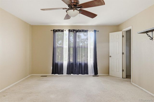 10598 Forester Place, Longmont, CO 80504