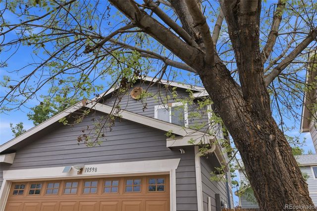 10598 Forester Place, Longmont, CO 80504