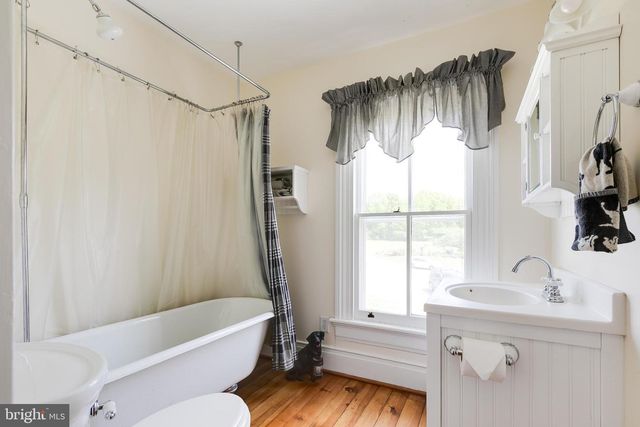 2379 PENDLETON RD, Mineral, VA 23117