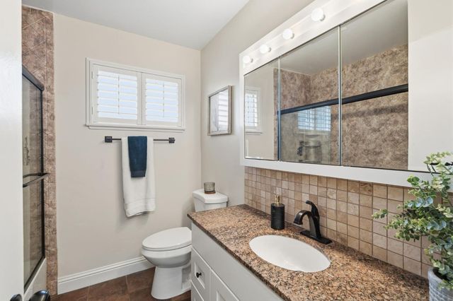 7317 Idle Wild Way, Sacramento, CA 95831