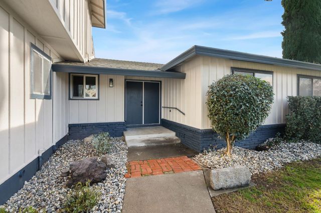 7317 Idle Wild Way, Sacramento, CA 95831