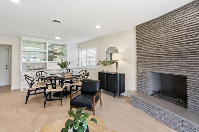 7317 Idle Wild Way, Sacramento, CA 95831