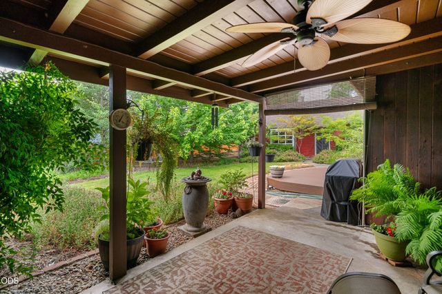 2502 Dellwood, Medford, OR 97504