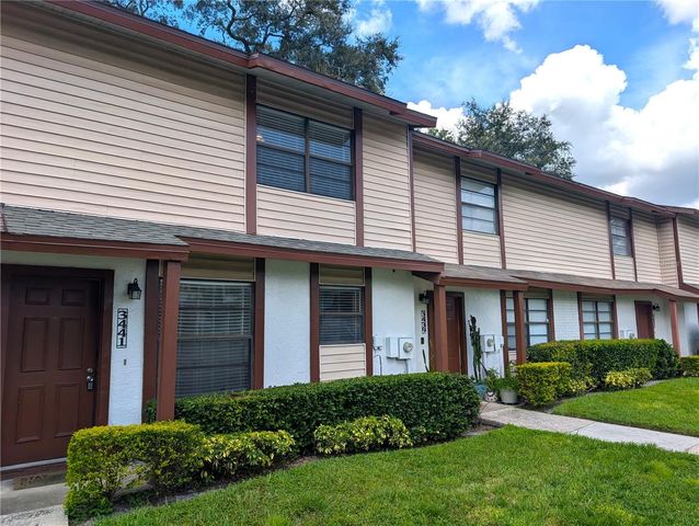 3441 OAK TRAIL COURT, Tampa, FL 33614