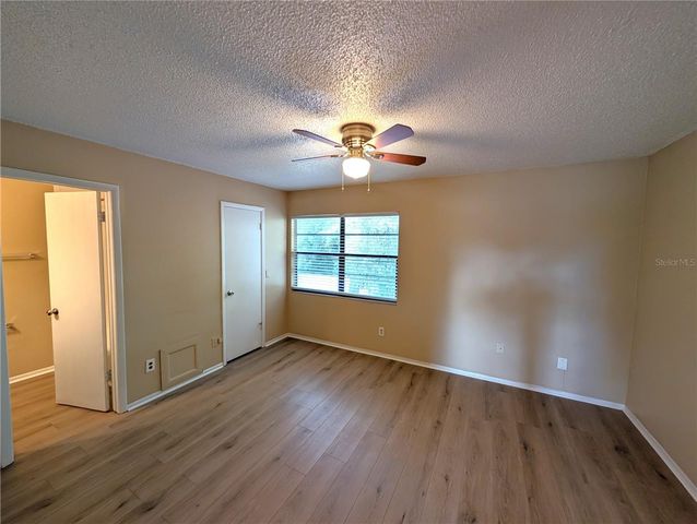 3441 OAK TRAIL COURT, Tampa, FL 33614