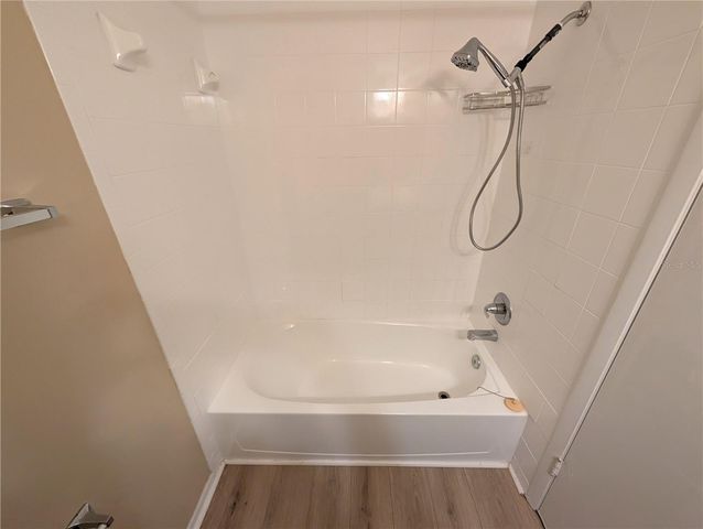 3441 OAK TRAIL COURT, Tampa, FL 33614
