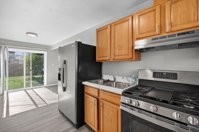 2650 Cadjew Ave, Sacramento, CA 95832