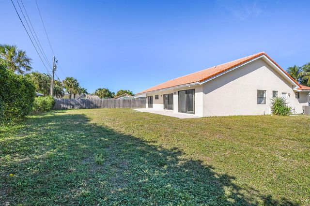 8201 RANGER Trail, Boca Raton, FL 33487