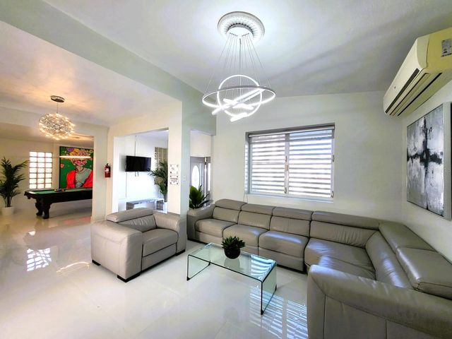 27 MAR MEDITERRANEO, Carolina, PR 00979