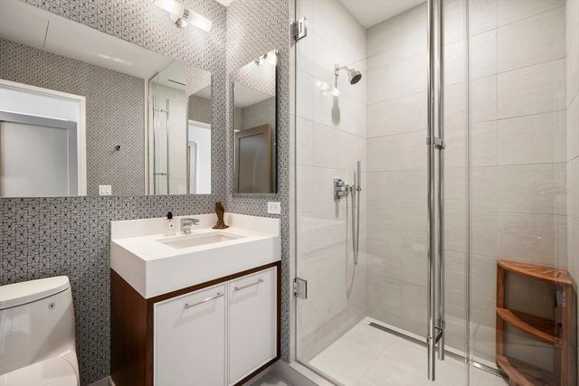 1 Dalton 4005, Boston, MA 02116