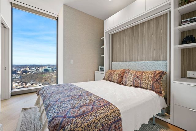 1 Dalton 4005, Boston, MA 02116