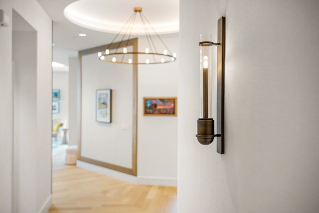 1 Dalton 4005, Boston, MA 02116