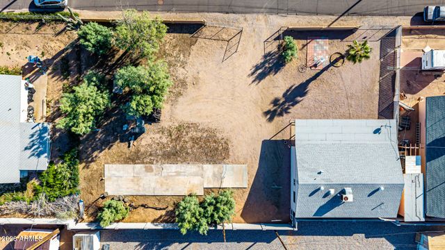 700 N VICTORY Drive, Apache Junction, AZ 85120