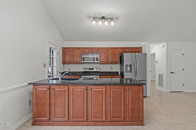 1721 Daniels Farm Road, Mebane, NC 27302
