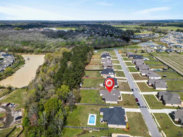 411 Stonegate Trail, Perry, GA 31069