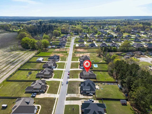 411 Stonegate Trail, Perry, GA 31069