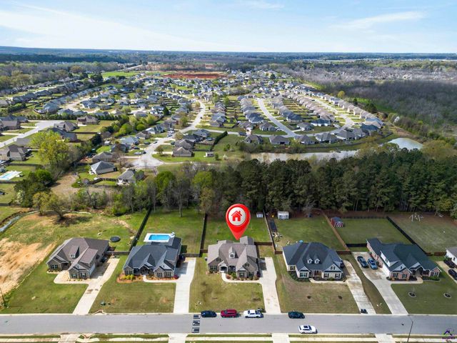 411 Stonegate Trail, Perry, GA 31069