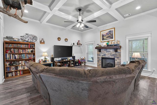 411 Stonegate Trail, Perry, GA 31069