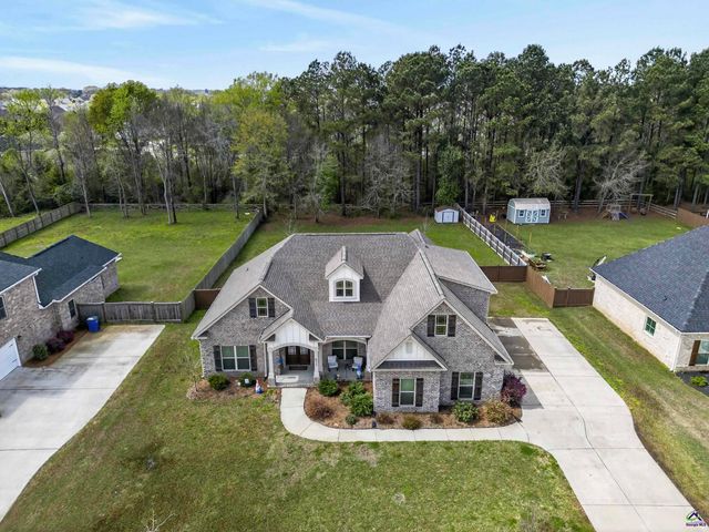 411 Stonegate Trail, Perry, GA 31069