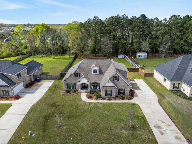 411 Stonegate Trail, Perry, GA 31069