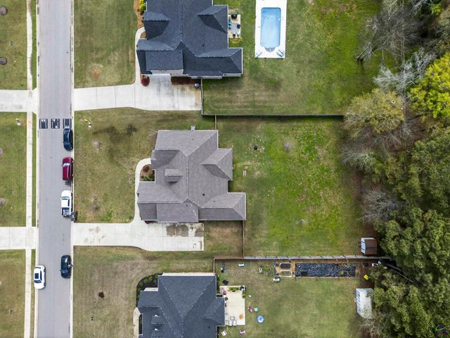 411 Stonegate Trail, Perry, GA 31069