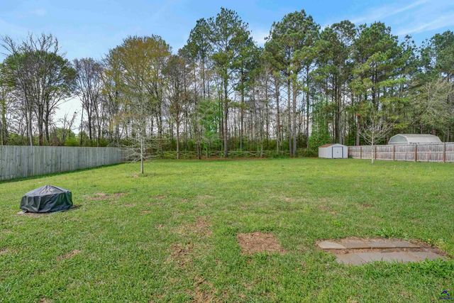 411 Stonegate Trail, Perry, GA 31069