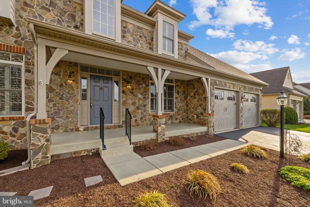 142 LEWIS WASHINGTON DR, Charles Town, WV 25414