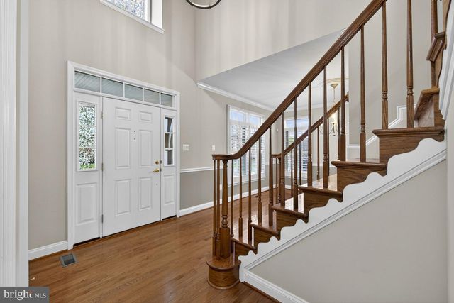 142 LEWIS WASHINGTON DR, Charles Town, WV 25414