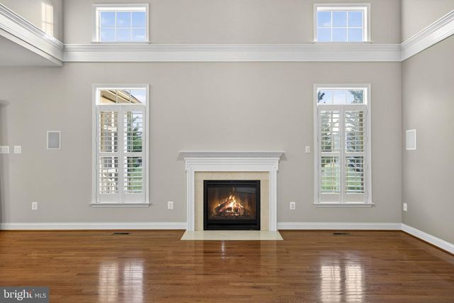 142 LEWIS WASHINGTON DR, Charles Town, WV 25414
