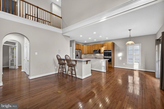 142 LEWIS WASHINGTON DR, Charles Town, WV 25414