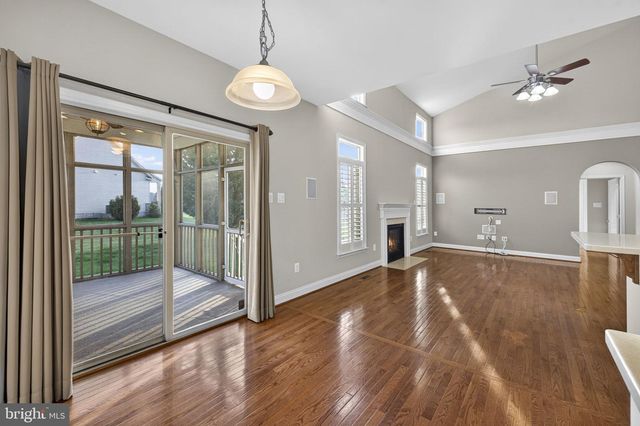 142 LEWIS WASHINGTON DR, Charles Town, WV 25414