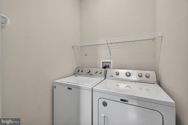 142 LEWIS WASHINGTON DR, Charles Town, WV 25414