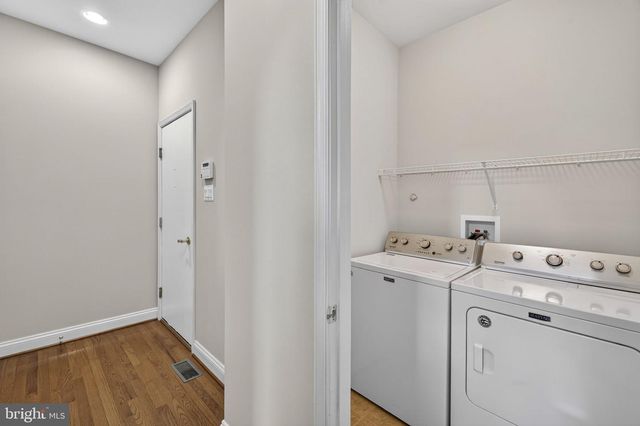 142 LEWIS WASHINGTON DR, Charles Town, WV 25414
