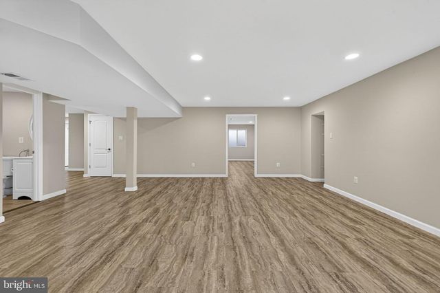 142 LEWIS WASHINGTON DR, Charles Town, WV 25414