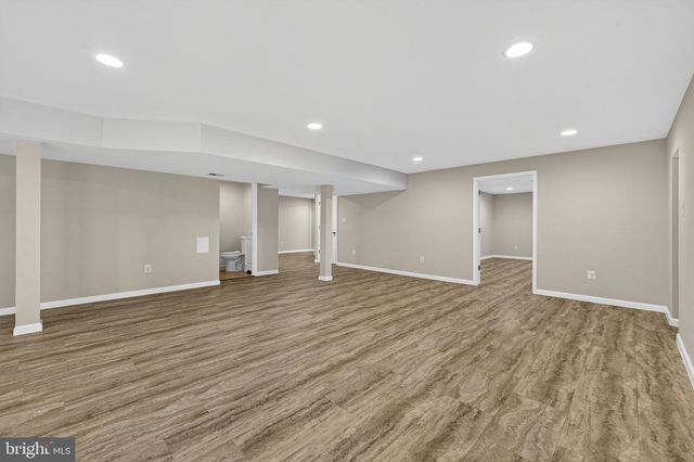 142 LEWIS WASHINGTON DR, Charles Town, WV 25414