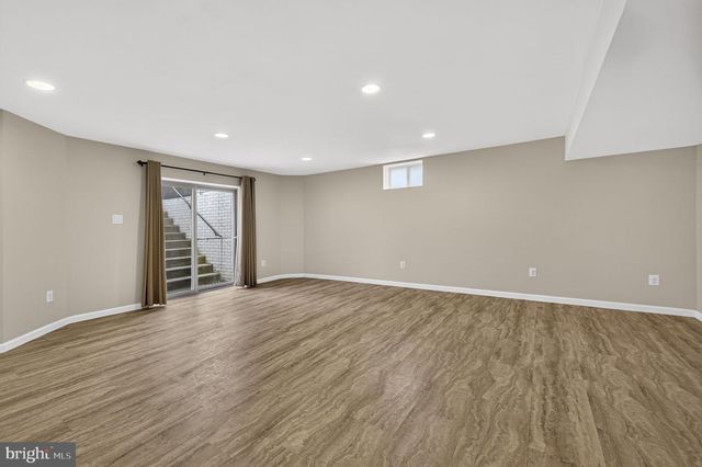 142 LEWIS WASHINGTON DR, Charles Town, WV 25414