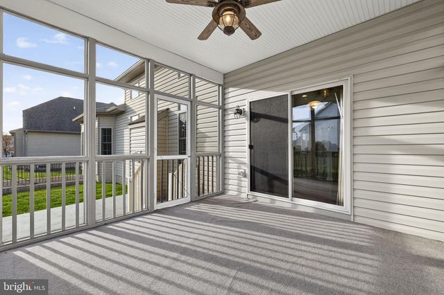 142 LEWIS WASHINGTON DR, Charles Town, WV 25414