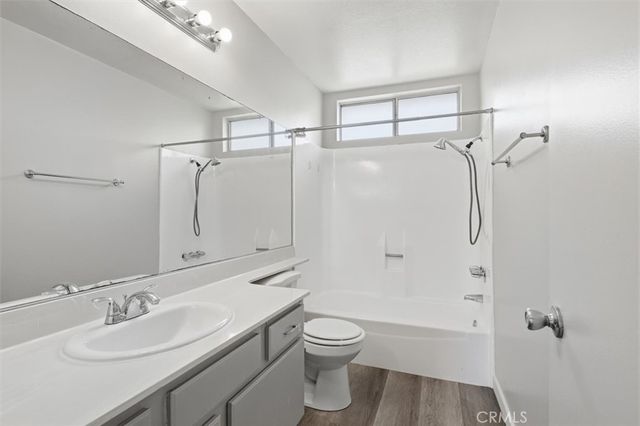 25930 Narbonne Avenue 114, Lomita, CA 90717